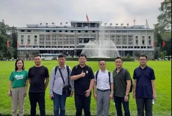 乐动平台网站登录入口-乐动(中国)控股董事长，副董事长一行赴越南考察调研